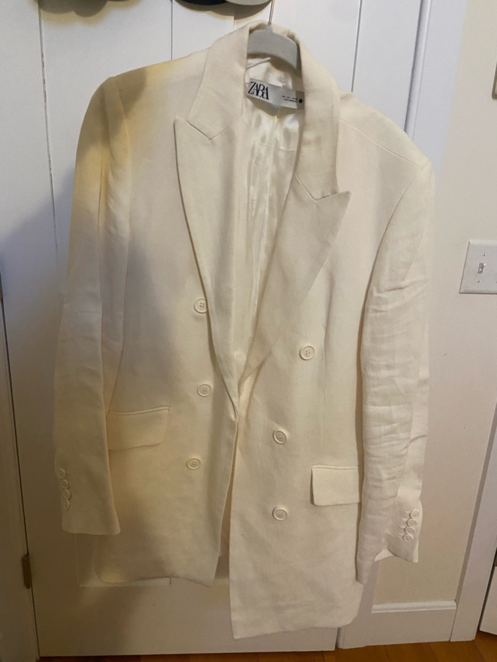ZARA Women’s Cream Double-Breasted Linen Blazer